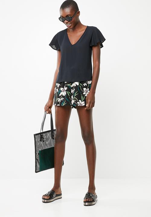 Superbalist - Flutter sleeve blouse - black