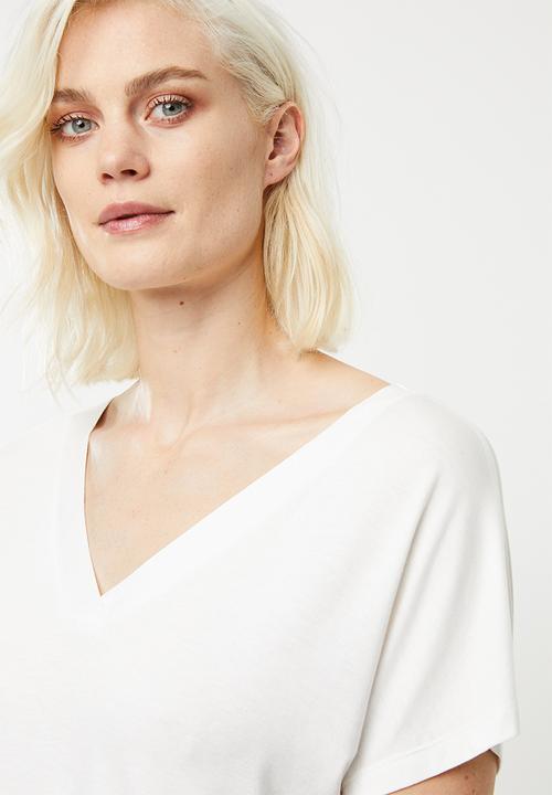 Superbalist - Slub tee with v-neck - white