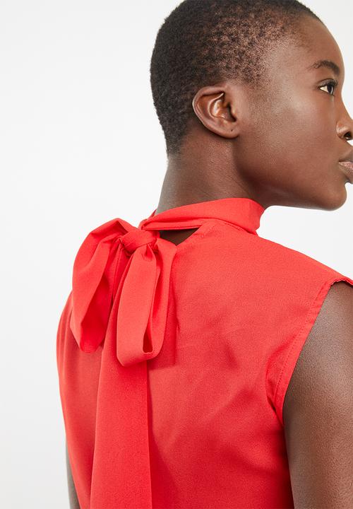 STYLE REPUBLIC - High neck kittybow blouse - red