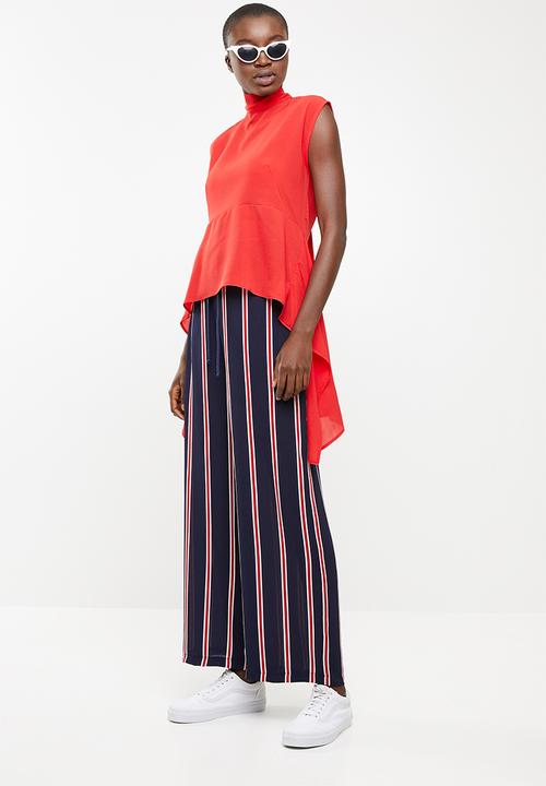 STYLE REPUBLIC - High neck kittybow blouse - red