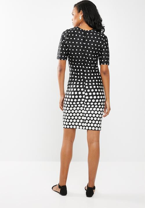edit - Short sleeve pencil dress - black & white