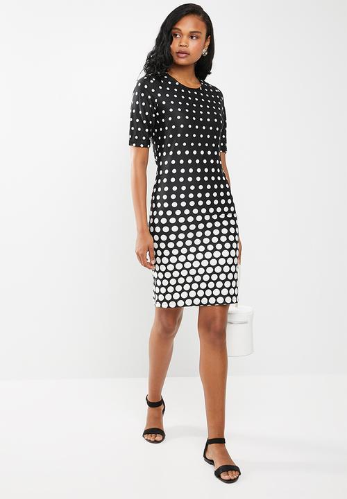 edit - Short sleeve pencil dress - black & white