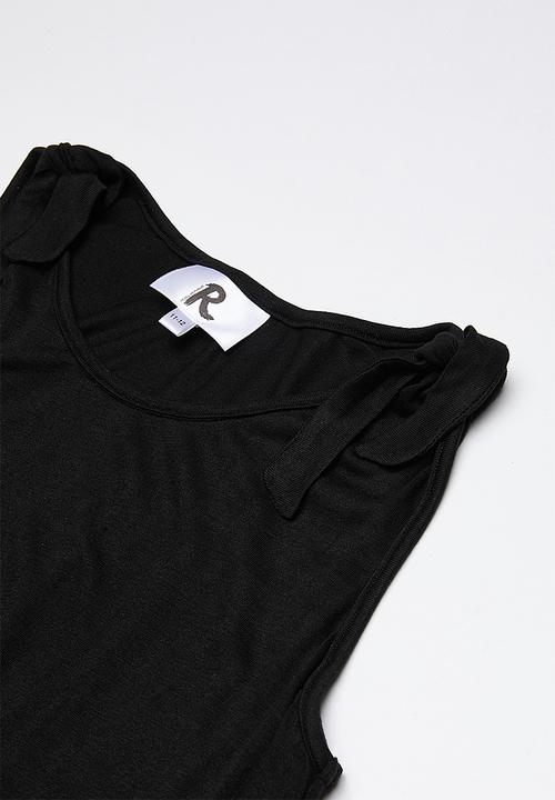 Rebel Republic - Dress with shoulder detail - black