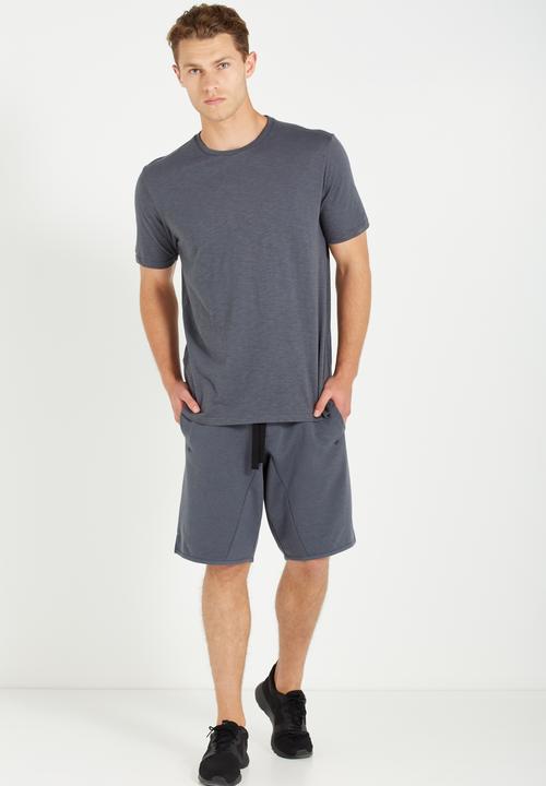 Cotton On - Coar urban tech tee - grey 