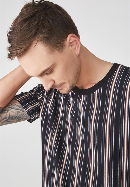 Cotton On - Dylan tee - black