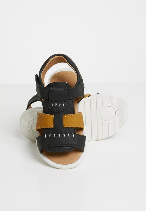 Rock & Co. - Fred sandal - black