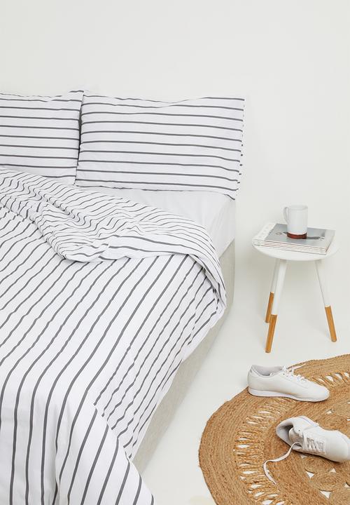 Sixth Floor - Azure stripe printed duvet set - grey