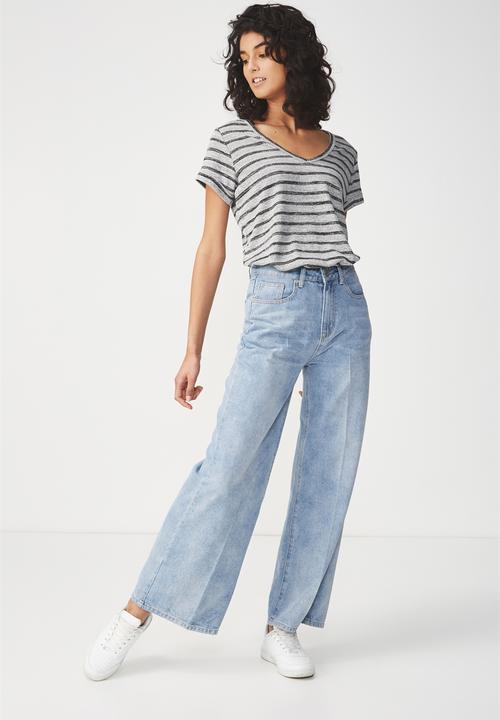 Cotton On - Karly short sleeve V-neck - grey
