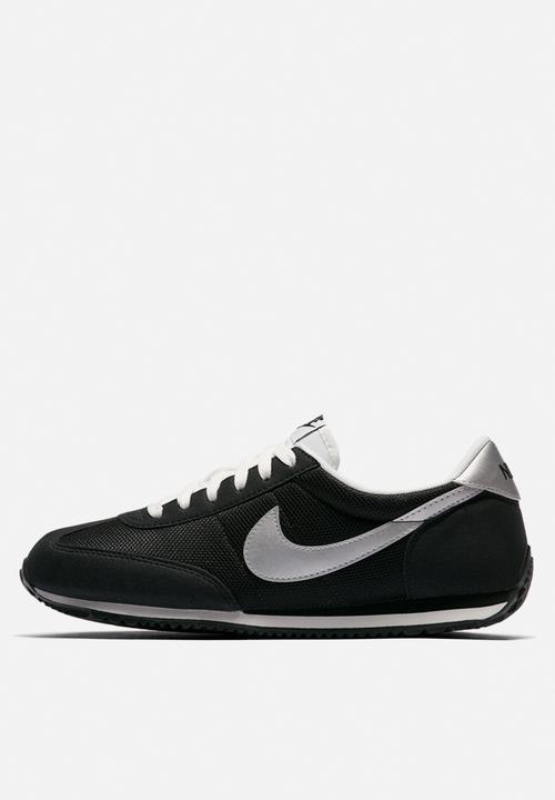 Nike - Oceania Textile - black & metallic silver summit white 