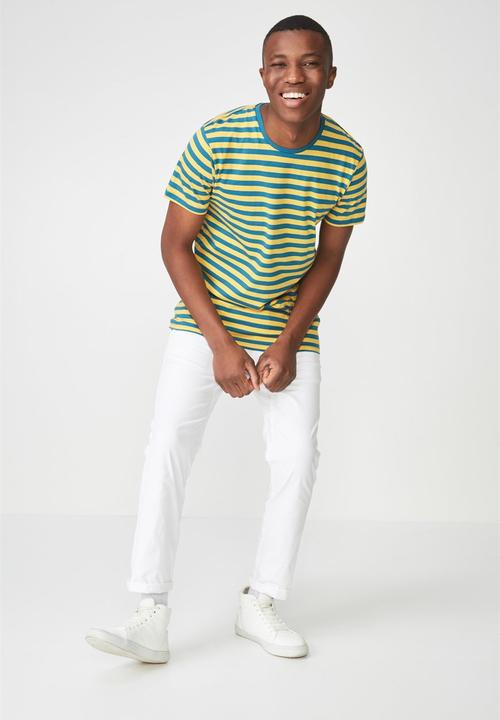 Cotton On - Tbar premium crew neck tee - yellow & blue