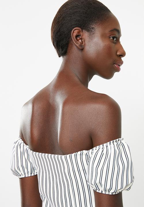 STYLE REPUBLIC - Front button bardot top - blue & white