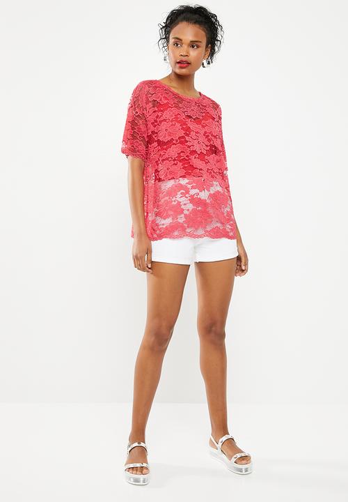 Jacqueline de Yong - Juan short sleeve lace top - red