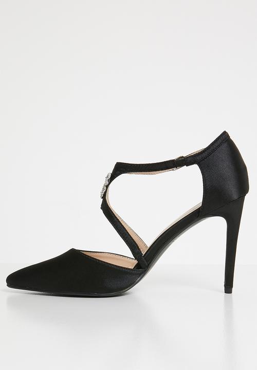 Plum - Embellished cut-out courts - black
