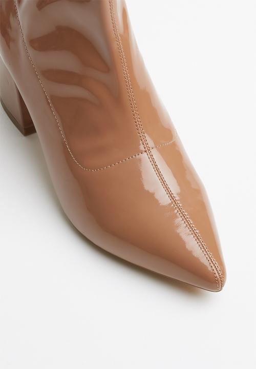 Missguided - Mid heel sock boot patent - neutral