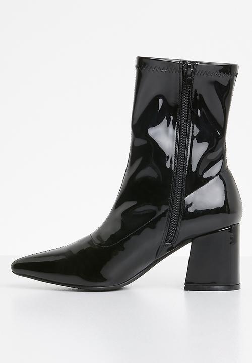 Missguided - Mid heel sock boot patent - black