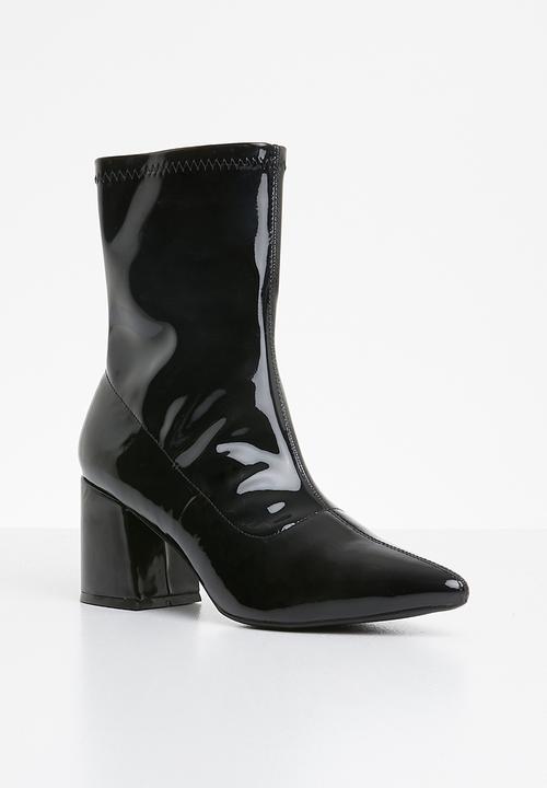 Missguided - Mid heel sock boot patent - black