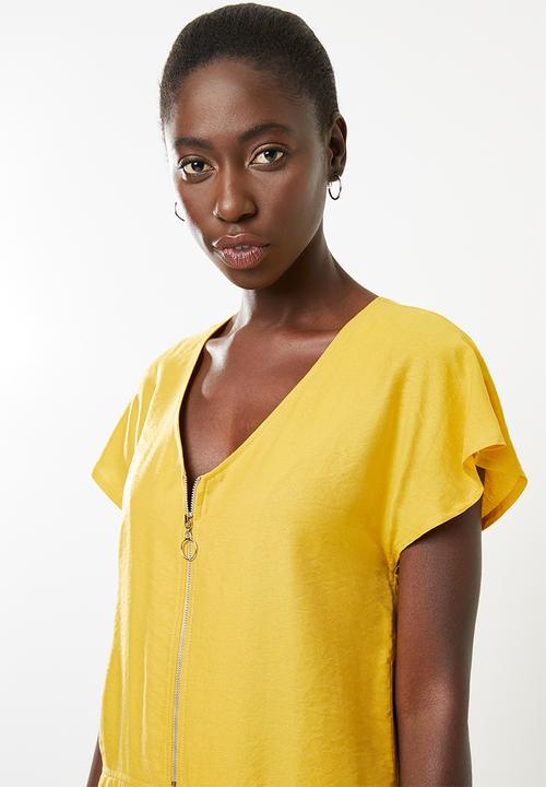 Superbalist - Zip detail shift dress - yellow