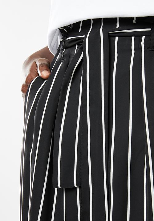 Superbalist - Wide leg pant - black and white stripe