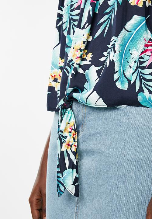 Superbalist - Off the shoulder tee - navy floral