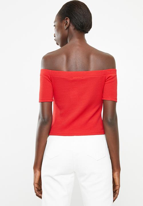 Superbalist - Fitted off the shoulder button through top - red