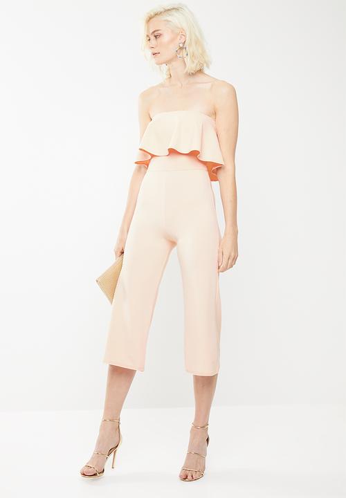 Missguided - Double layer culotte jumpsuit - peach