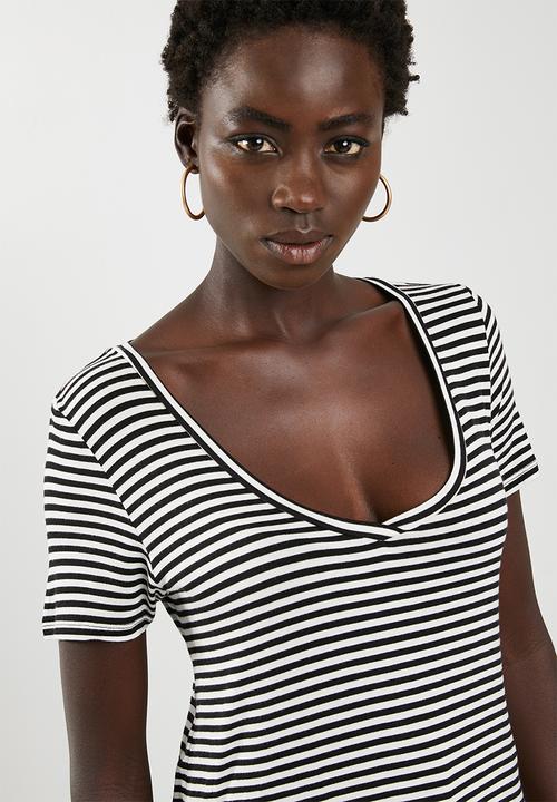 edit - Basic V-neck T-shirt - white