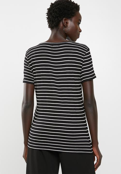 edit - Basic V-neck T-shirt - black