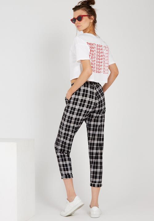 Supré  - Printed loose crop tee - white 
