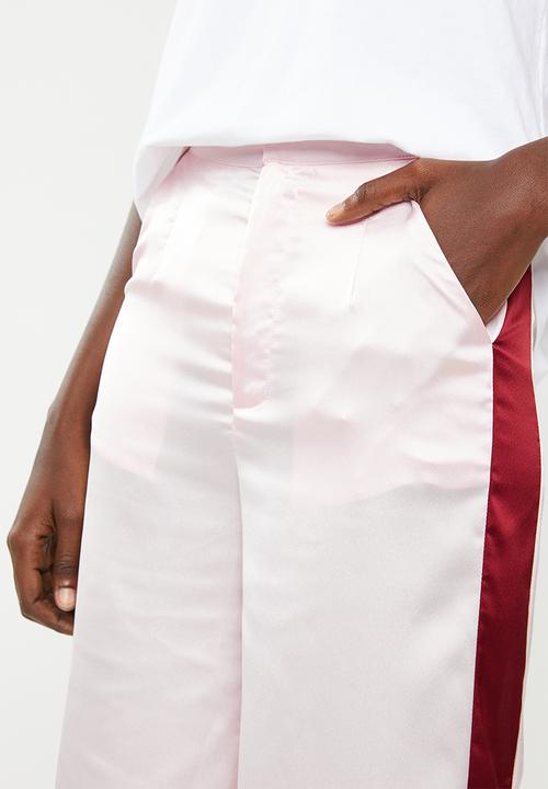 Missguided - Satin side stripe trousers - pink & burgundy 