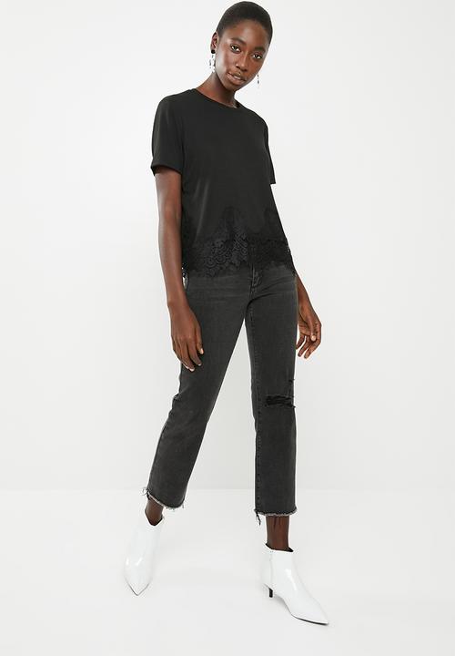 ONLY - Bella lace short sleeve top - black