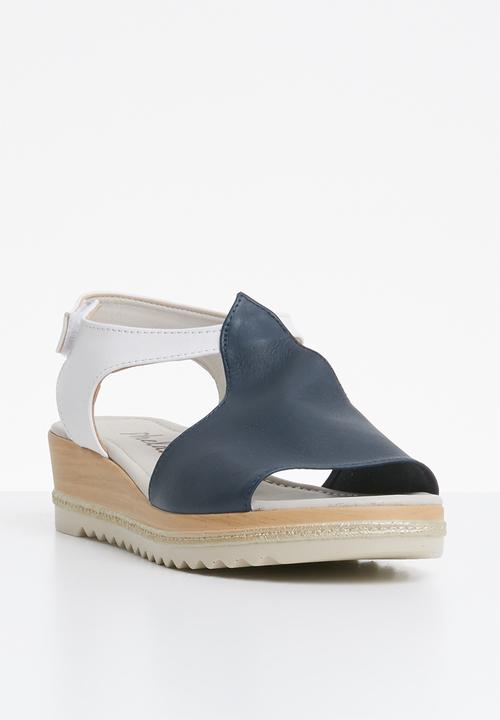 Phelan - T-strap leather wedges - navy
