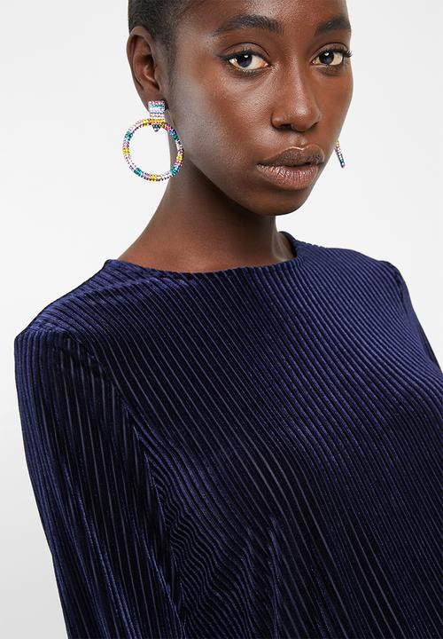 Vero Moda - Ella velvet short sleeve boca top - navy