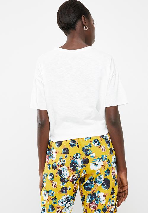 Vero Moda - Mascha short sleeve knot top - white