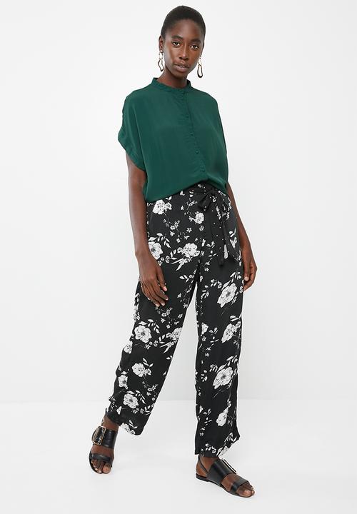 Vero Moda - Daisy tie short sleeve blouse - green