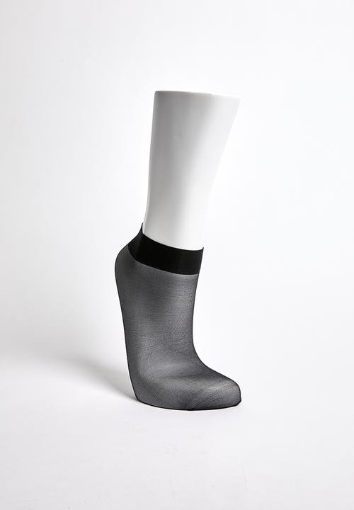 Superbalist - Sheer ankle socks - black