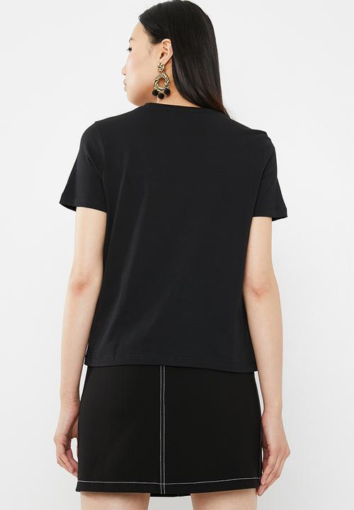 Vero Moda - Patch t-shirt - black