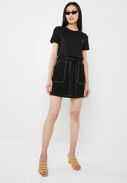 Vero Moda - Patch t-shirt - black