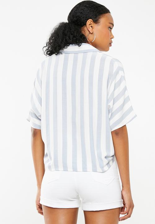 Superbalist - Drop shoulder crop shirt - blue stripe