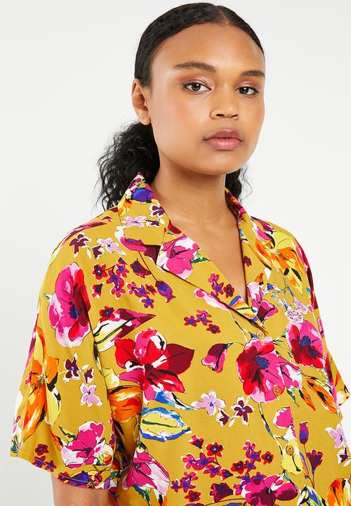 Superbalist - Drop shoulder crop shirt - yellow floral
