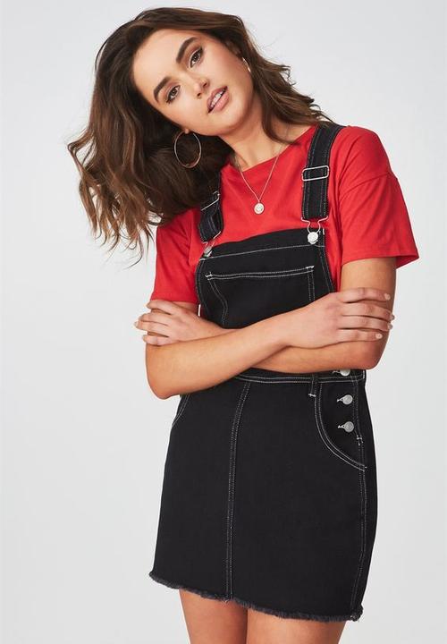 supre pinafore