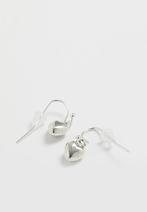 Jewels and Lace - Heart hang earrings - silver