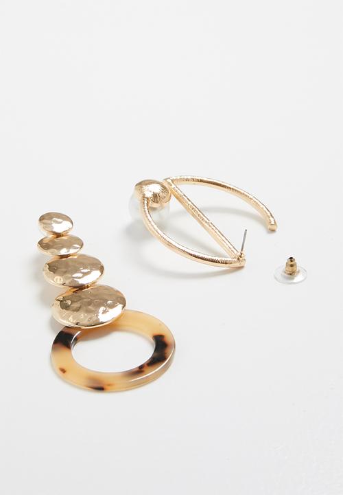 Superbalist - Meghan mismatched earrings - gold