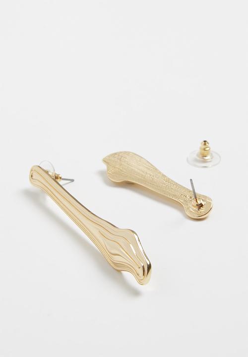 Superbalist - Shannon mismatched earrings - gold