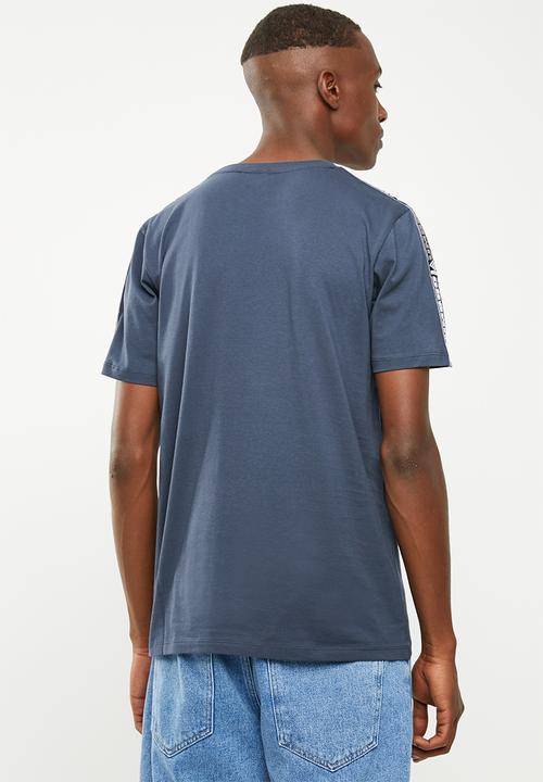 Umbro - Umbro taped crew tee - blue