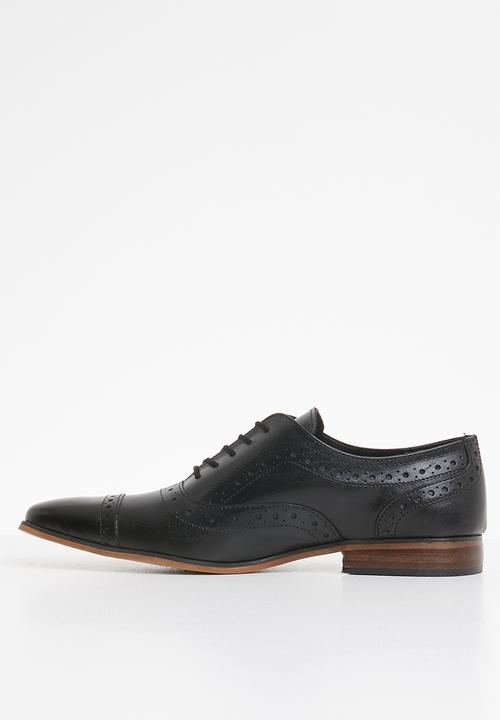 STYLE REPUBLIC - Formal toe detail lace-up shoes - black 