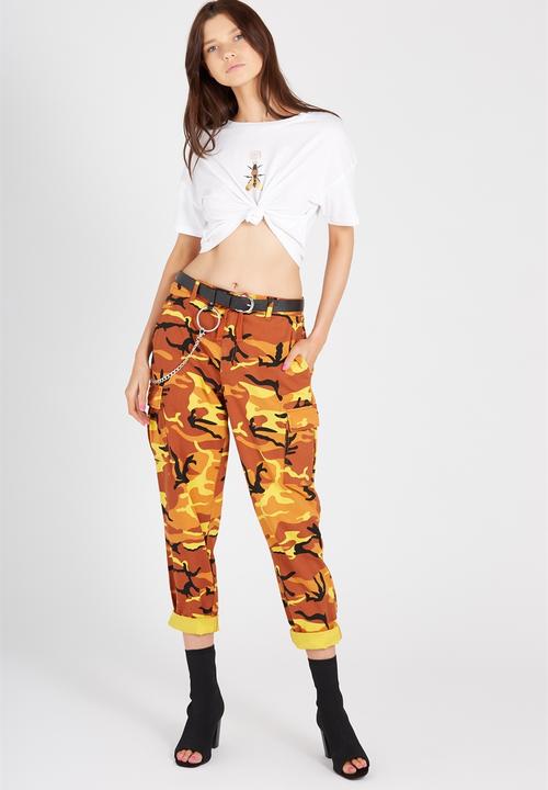 Supré  - Printed loose crop tee - white 