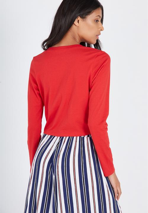 Supré  - printed long sleeve loose crop -red