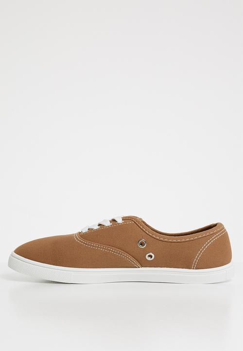 Cotton On - Juno plimsoll - brown