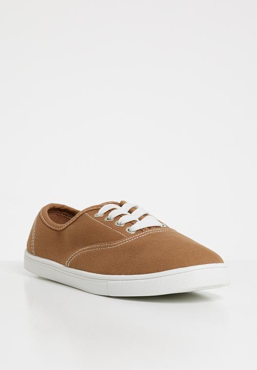 Cotton On - Juno plimsoll - brown
