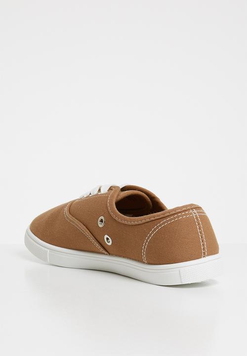 Cotton On - Juno plimsoll - brown